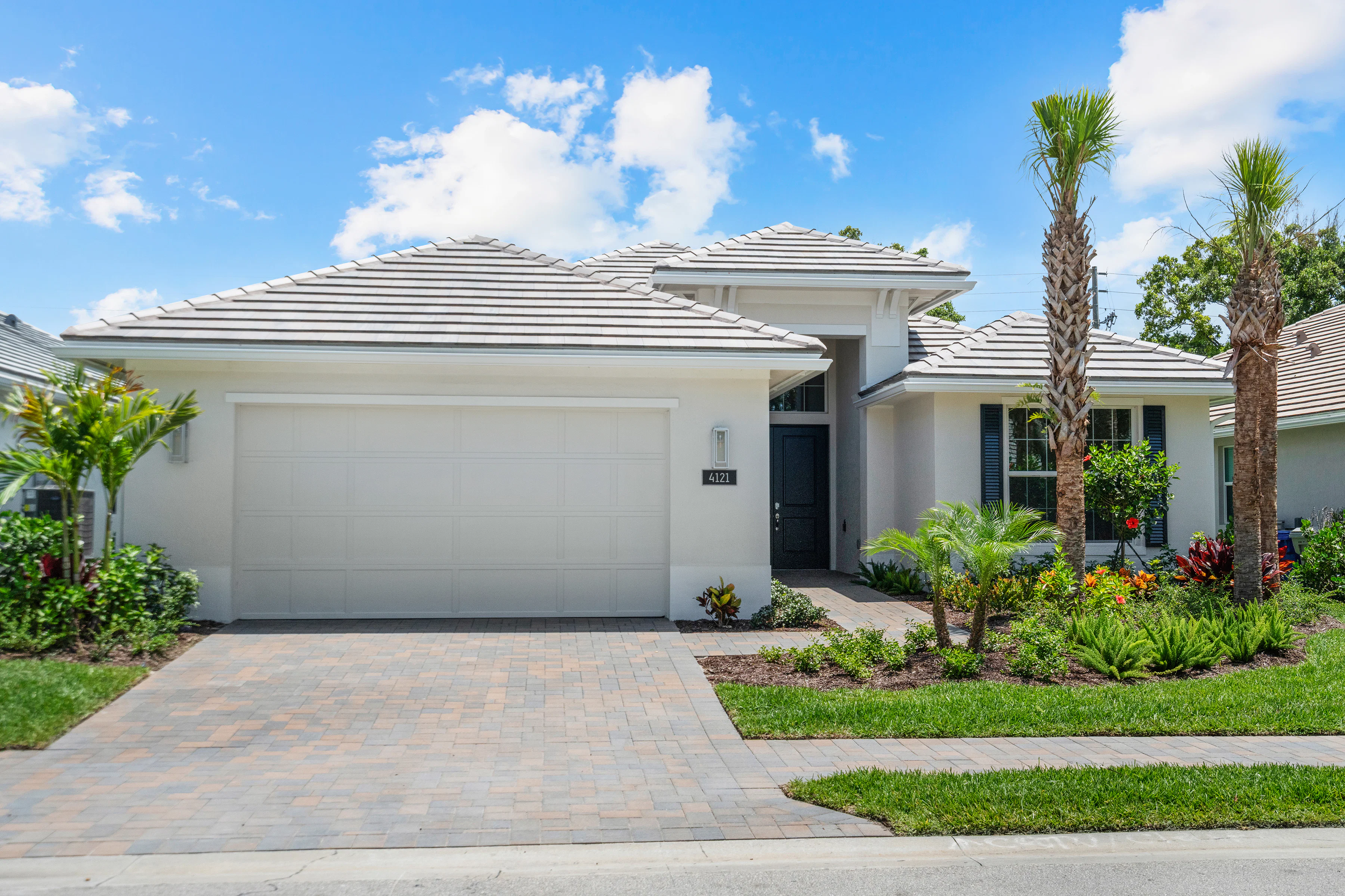 Front Elevation | 4121 Lucaya Pointe Way