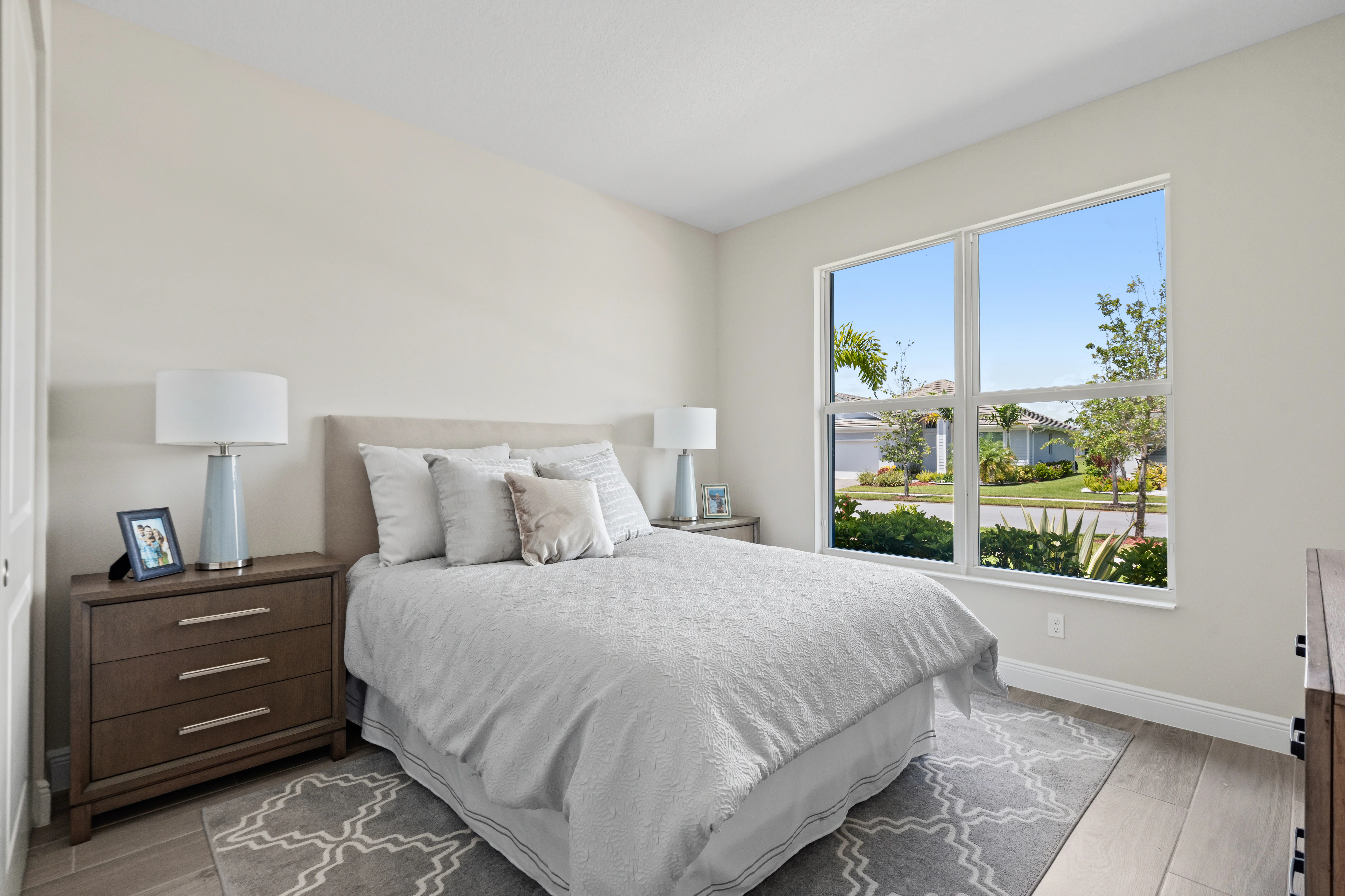 Secondary Bedroom | 12501 SW Sunset Lake Terrace