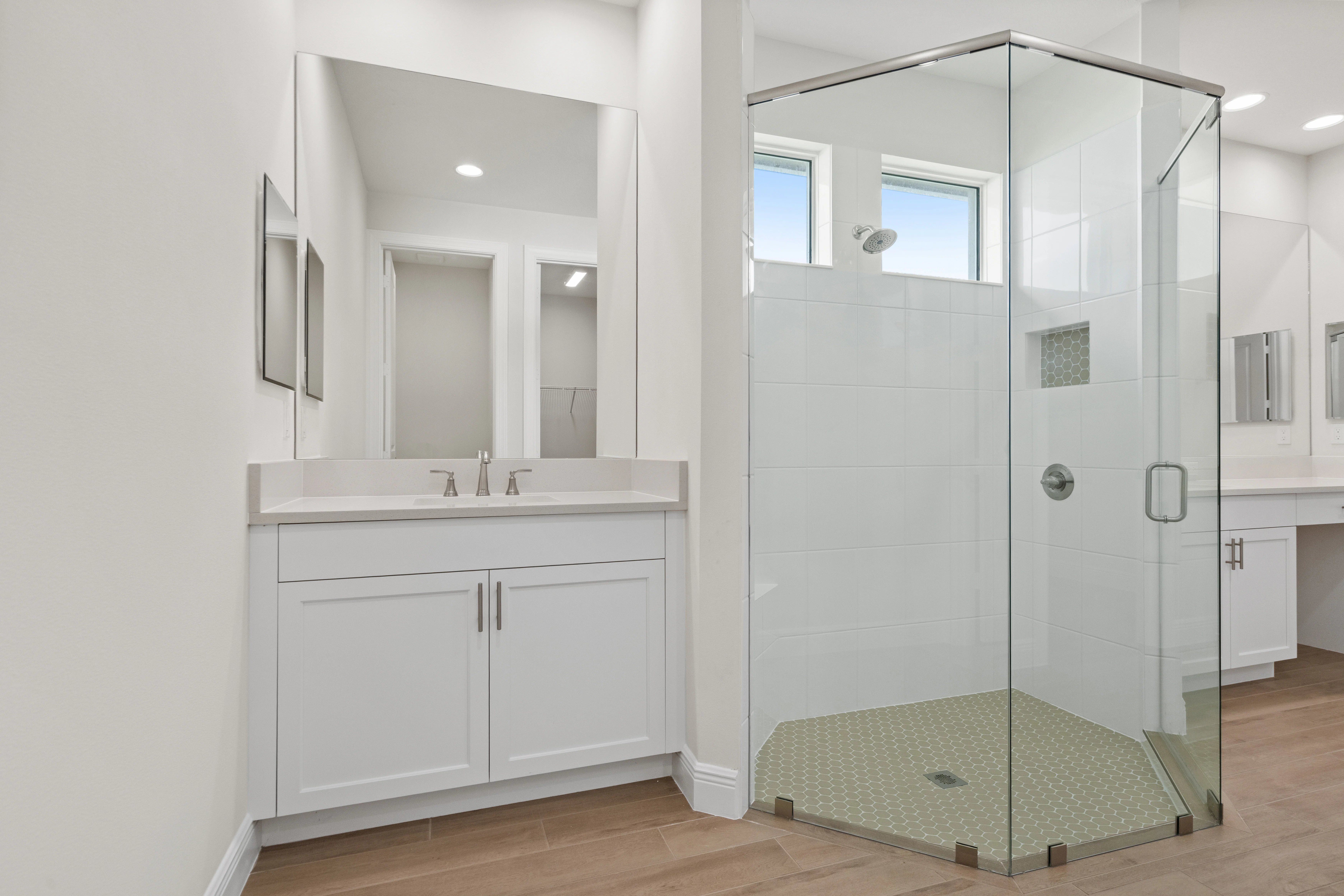 Master Bath | 4018 Tower Pointe Way