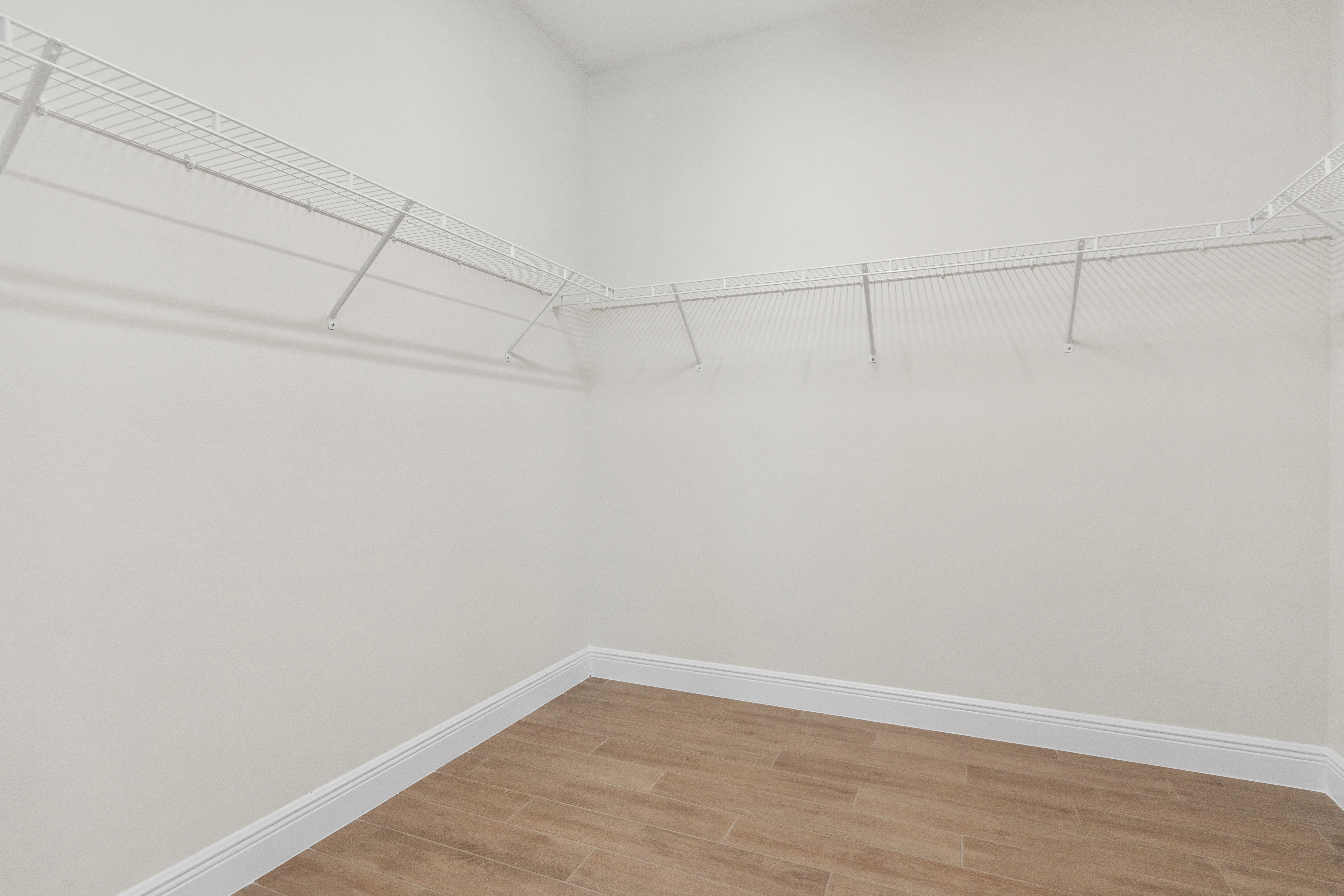 Master Walk-in Closet | 4018 Tower Pointe Way