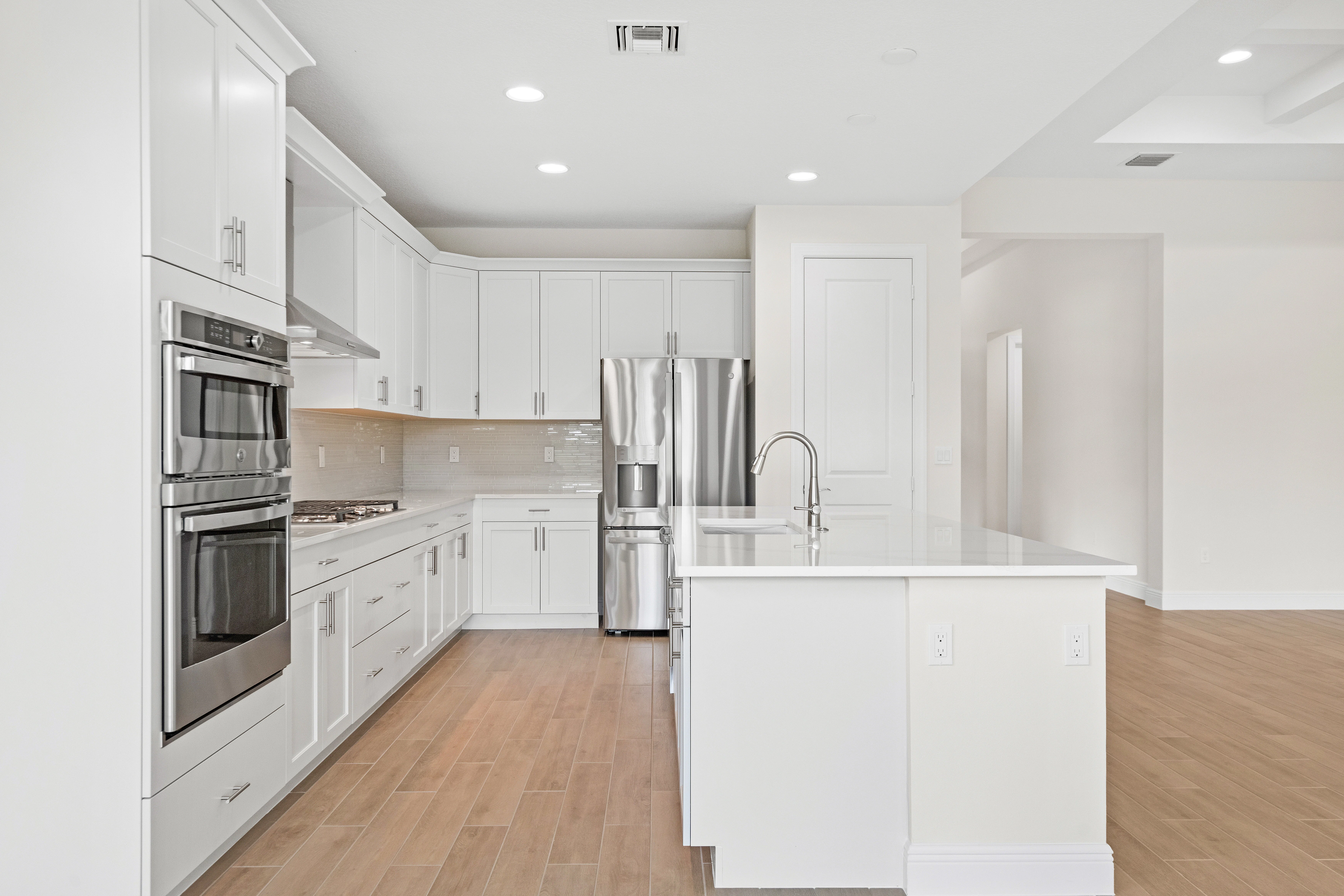 Kitchen | 4018 Tower Pointe Way