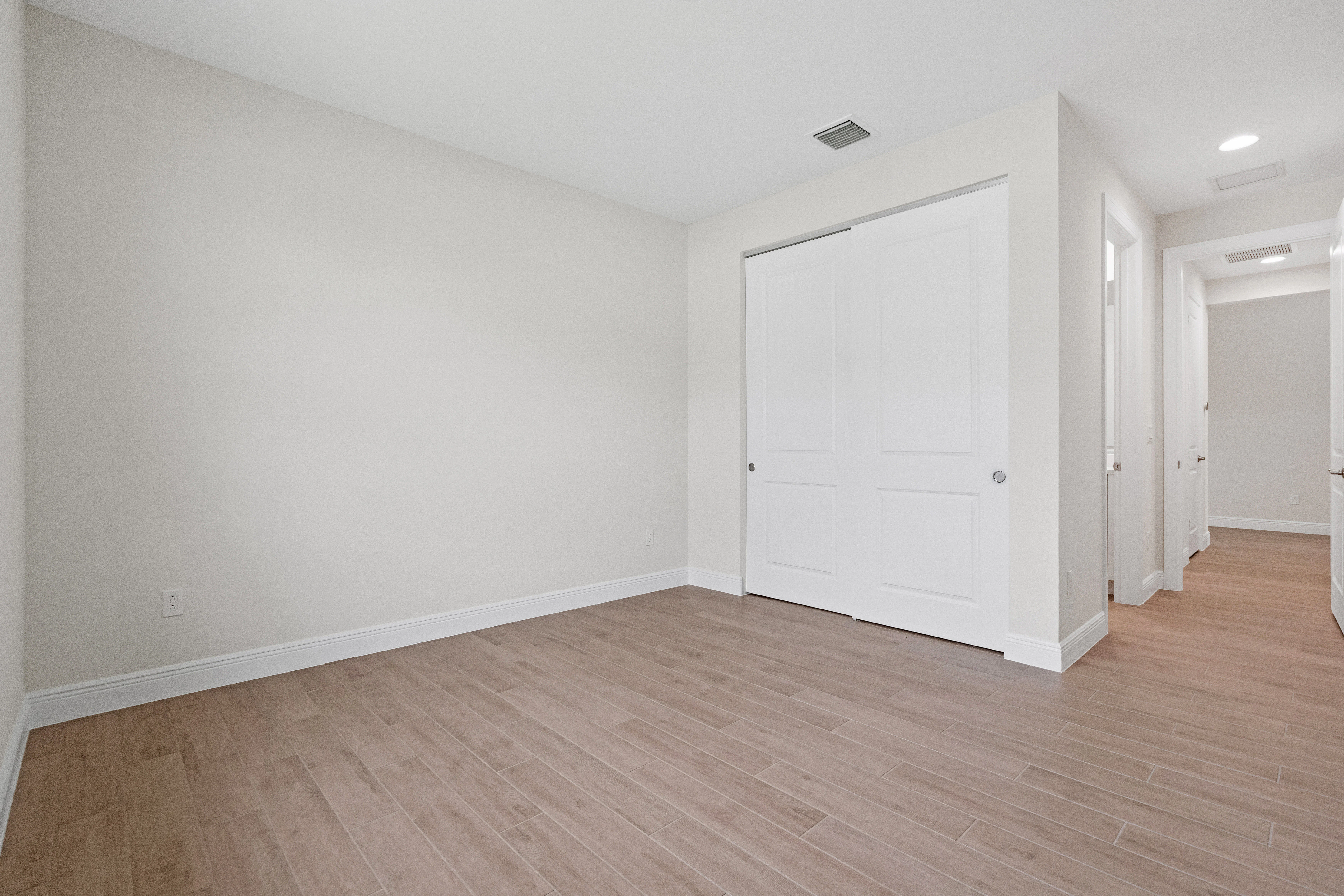 Bed 2 | 4018 Tower Pointe Way
