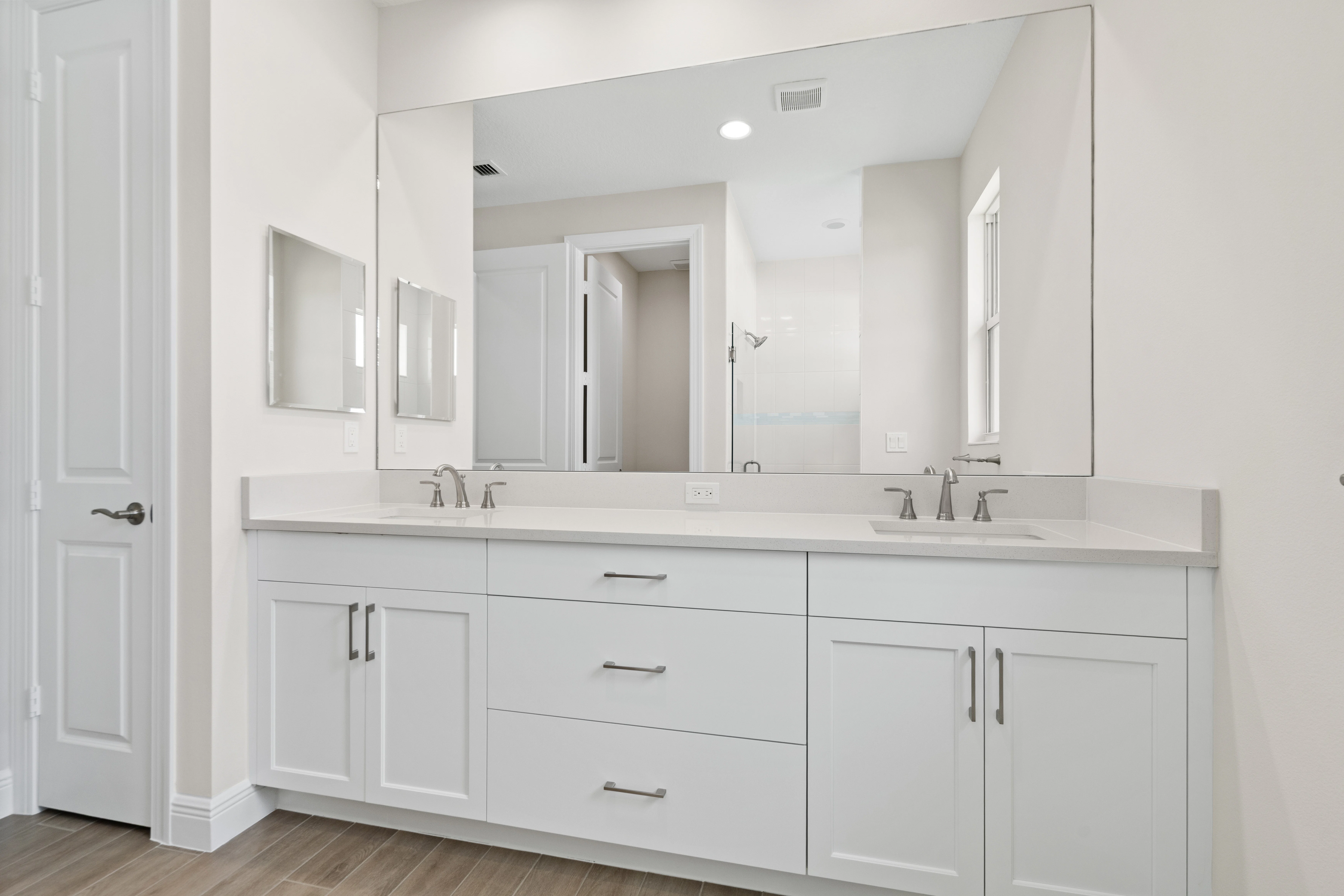 Master Bath | 4066 Tower Pointe Way