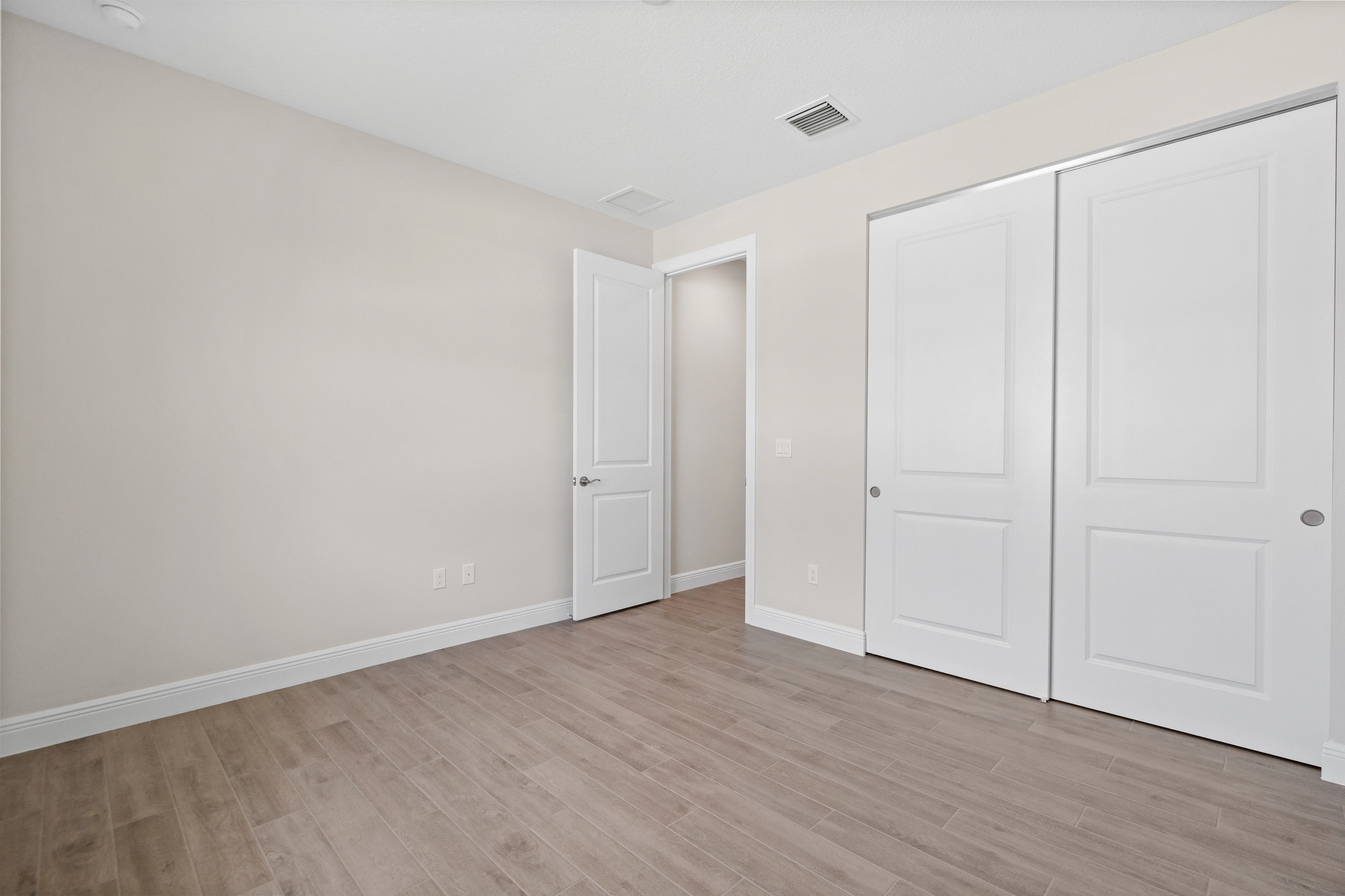 Bed 2 | 4066 Tower Pointe Way