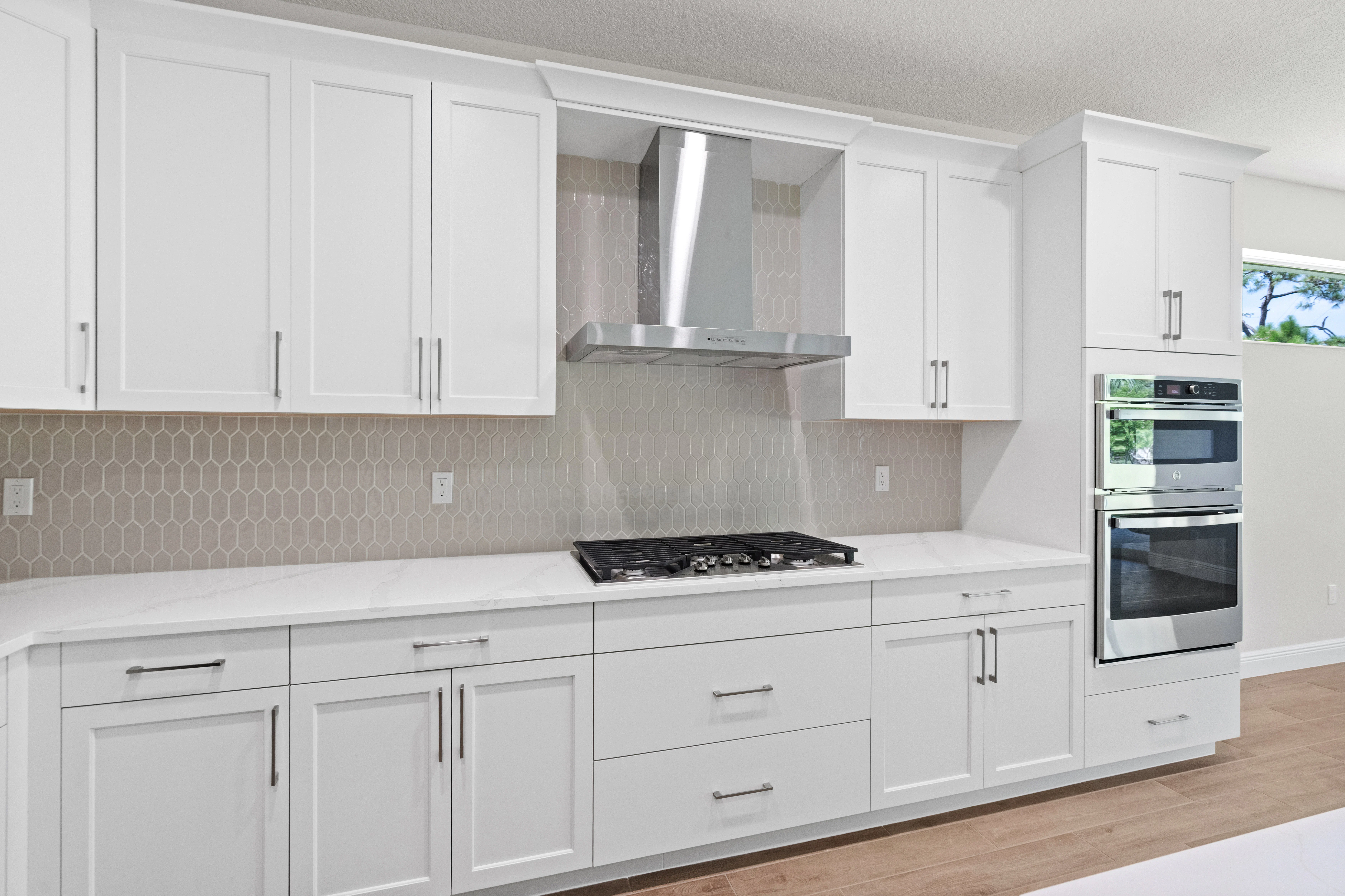 Kitchen | 4066 Tower Pointe Way