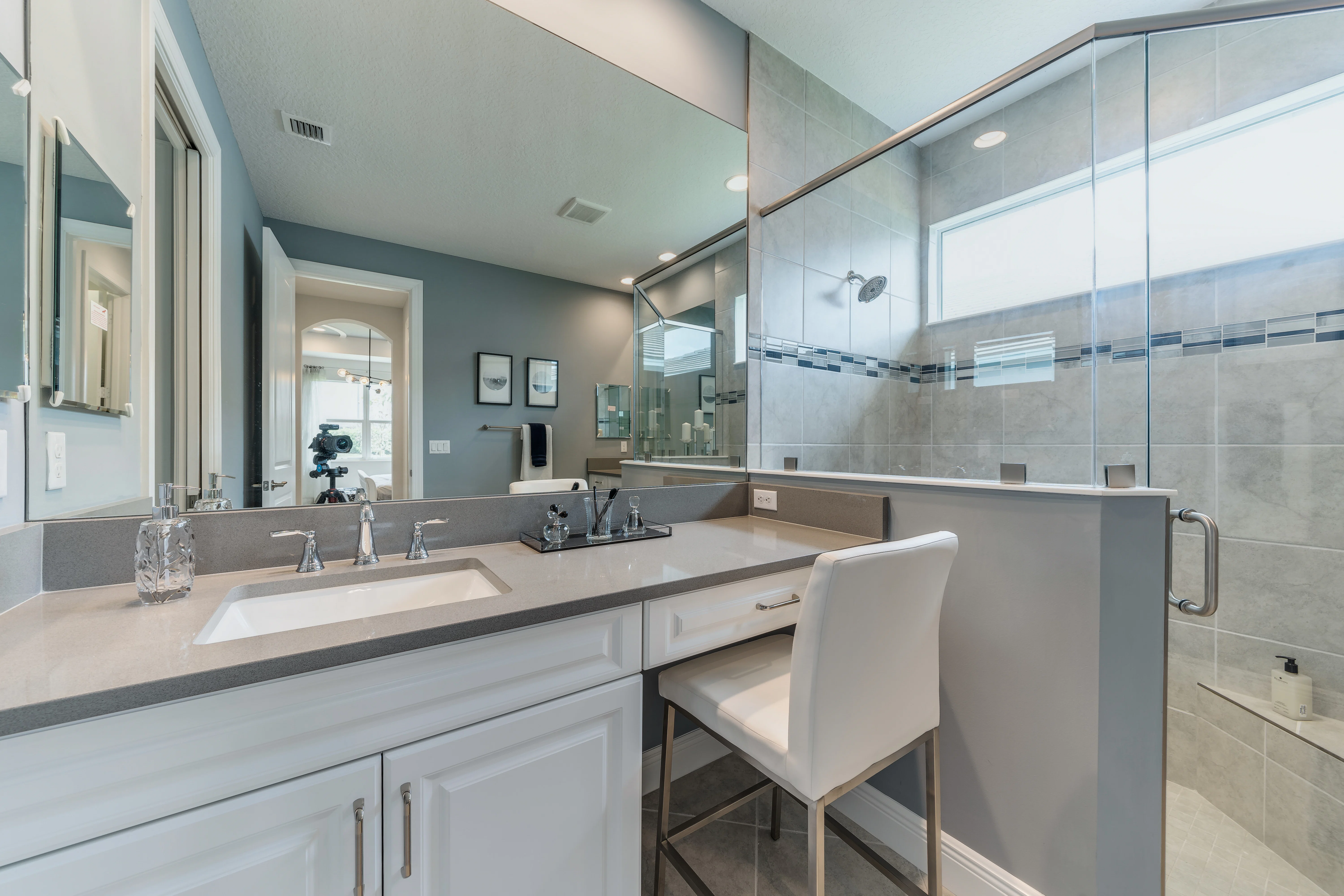 Master Bath | Palomar Model Move-in Ready